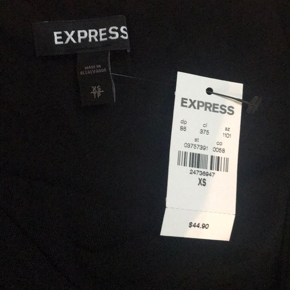 Express Top, NWT - Picture 5 of 5
